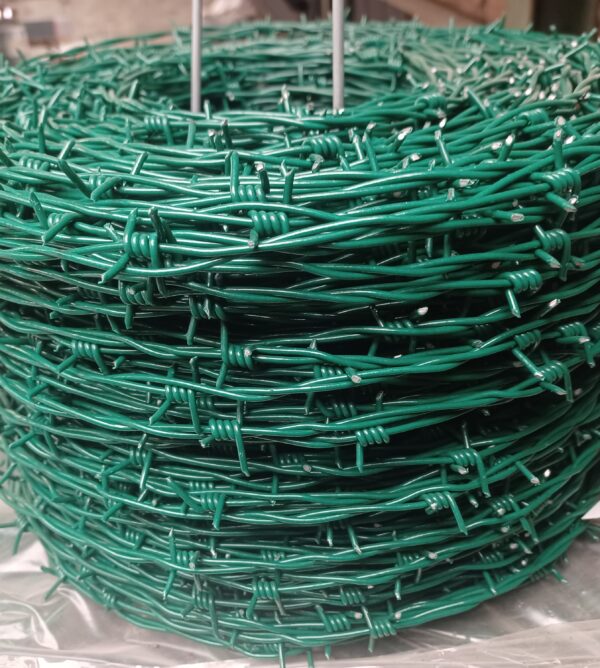 fil barbelé plastifié vert